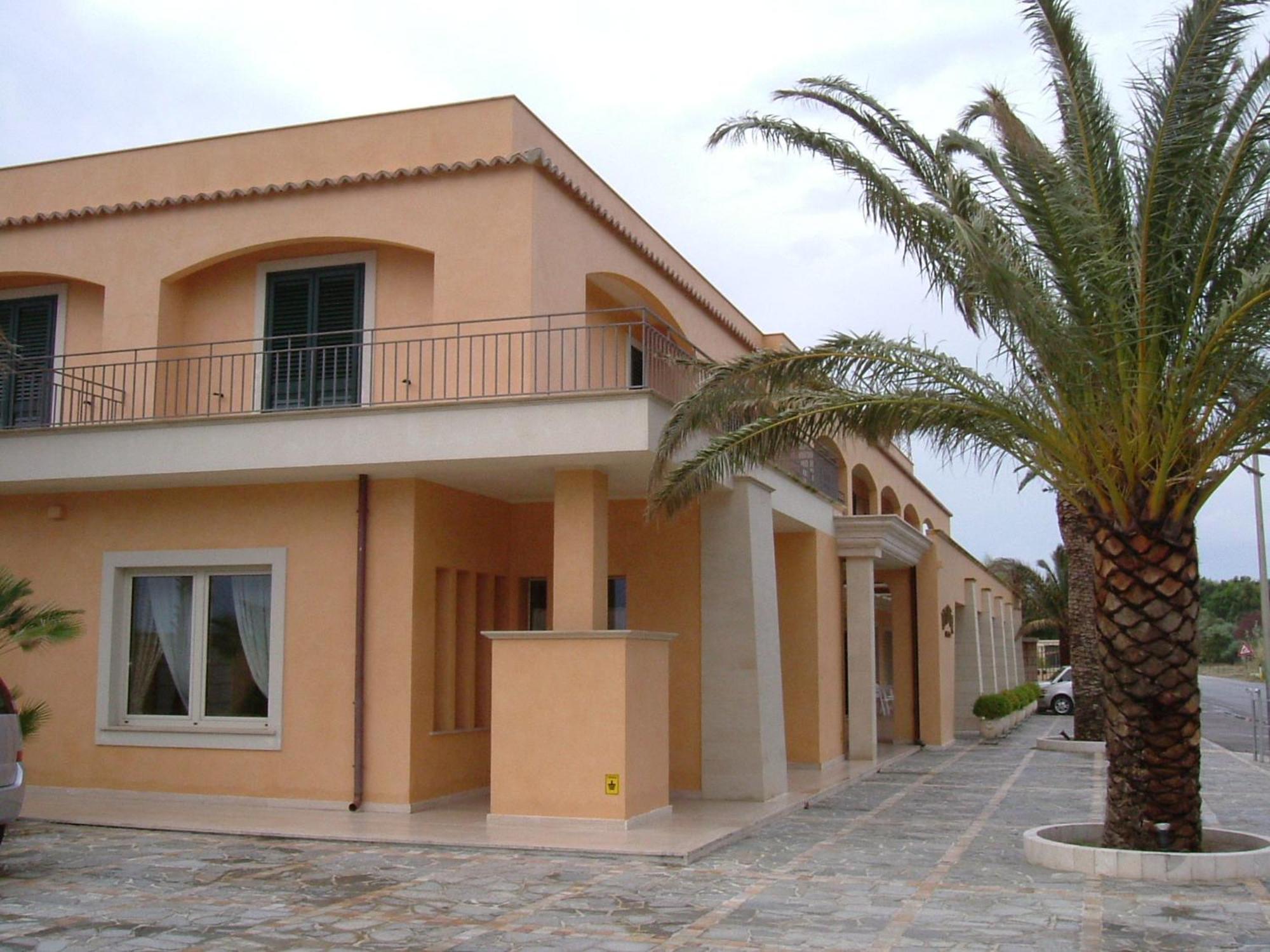 Hotel Ristorante La Lampara Gizzeria Exterior foto